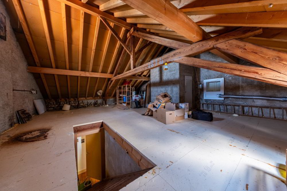 7 rooms House to buy in Villars-Bozon - image 1/13