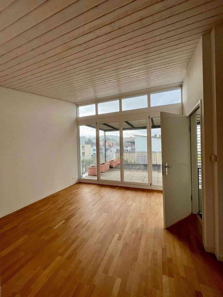 6.5 rooms House for rent in Aesch BL - image 1/11