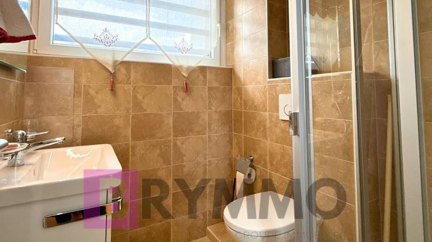Casa di 5.5 locali in vendita a Mont-sur-Rolle - immagine 1/13