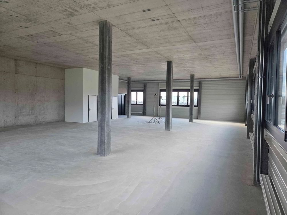 1 Zimmer Büro zu vermieten in Oberbüren - Bild 1/8