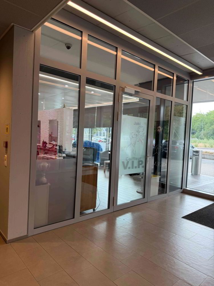 Moderne Ladenfläche im Buchenhof Sursee zu vermieten - Ansicht 5