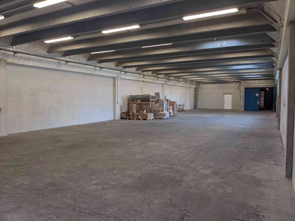 Ufficio & Commercio di 1 locali in affitto a Rickenbach Sulz - immagine 1/2