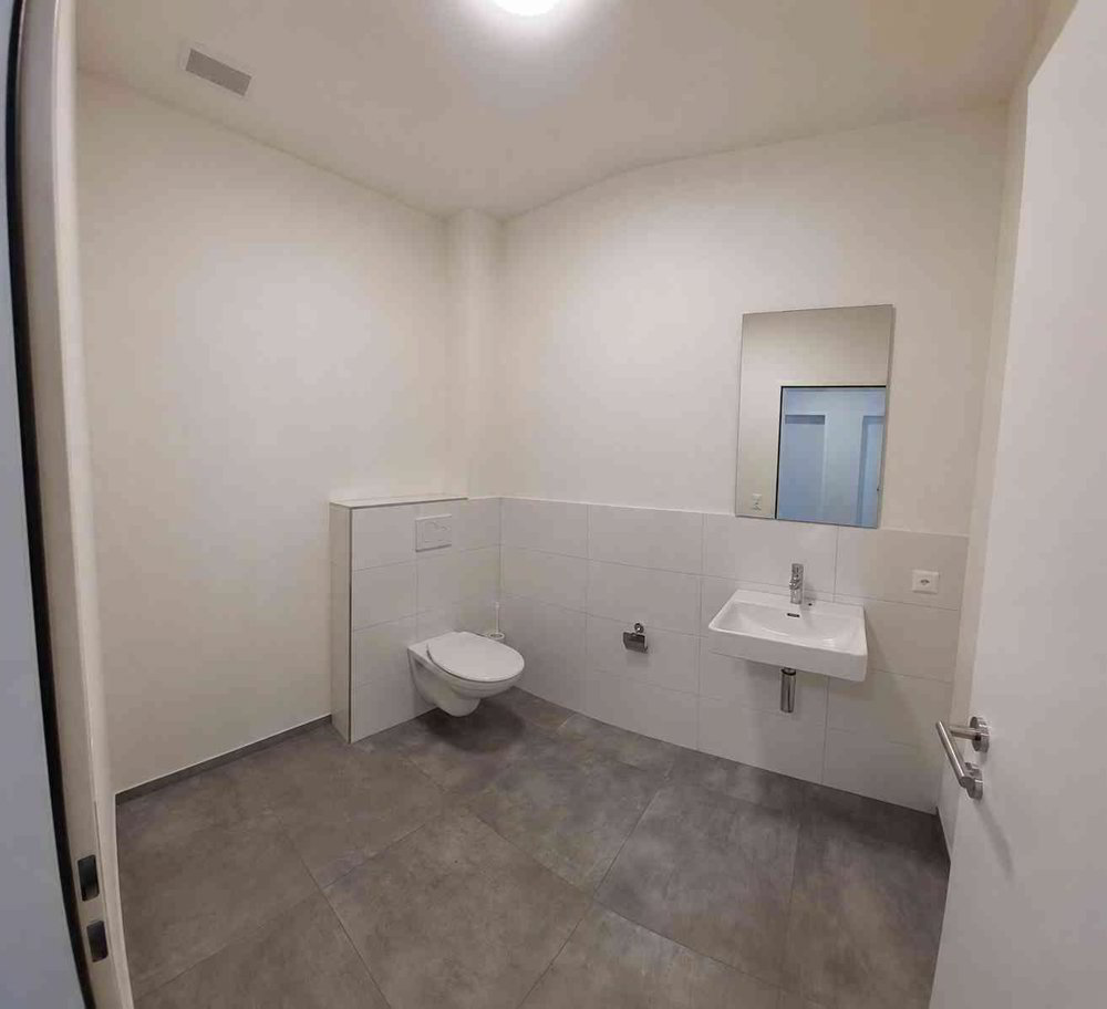 2 Zimmer Büro zu vermieten in Auw - Bild 1/7
