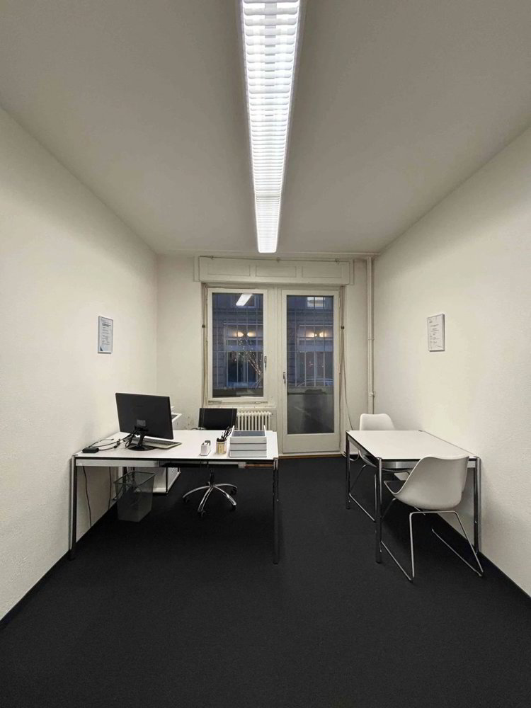 1 rooms Office & Commercial for rent in Zurigo - image 1/3