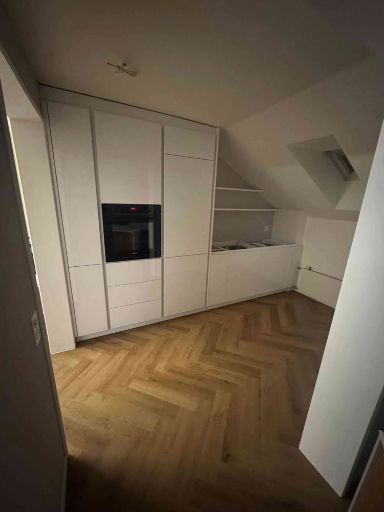 4 rooms Office & Commercial for rent in Weinfelden - image 1/4