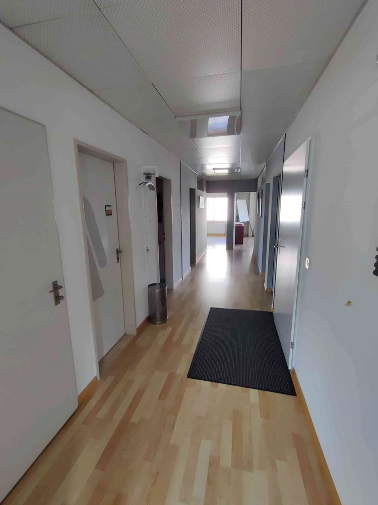 Schönes Büro mit viel Licht in Lachen - Ansicht 2