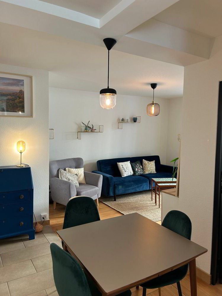 2 rooms Apartment to buy in Lausanne - image 1/6
