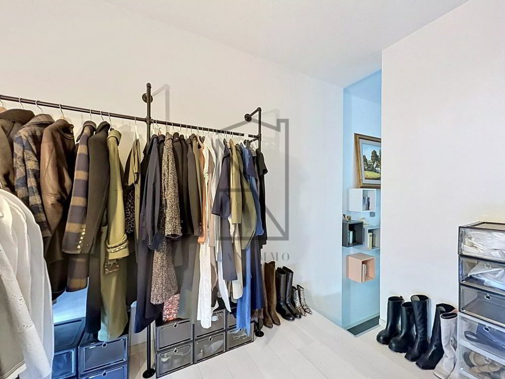 5 rooms Apartment to buy in St-Sulpice VD - image 1/13