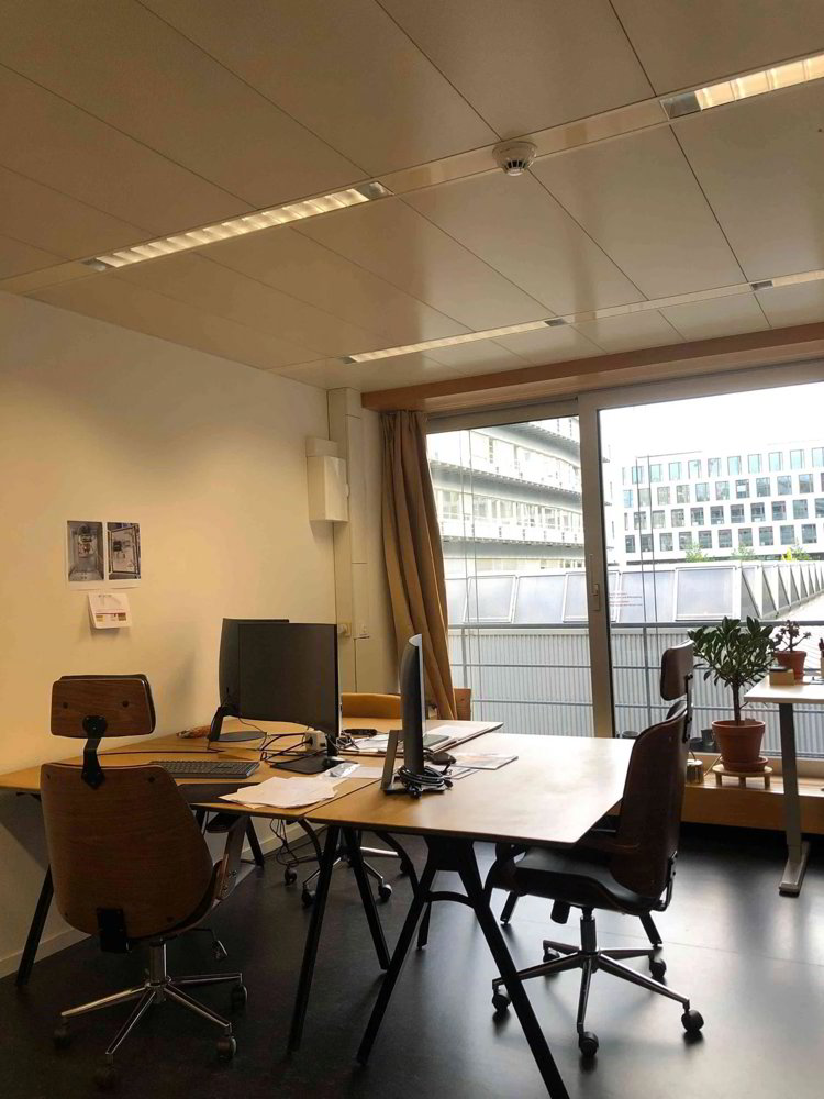 1 rooms Office & Commercial for rent in Zürich - image 1/2