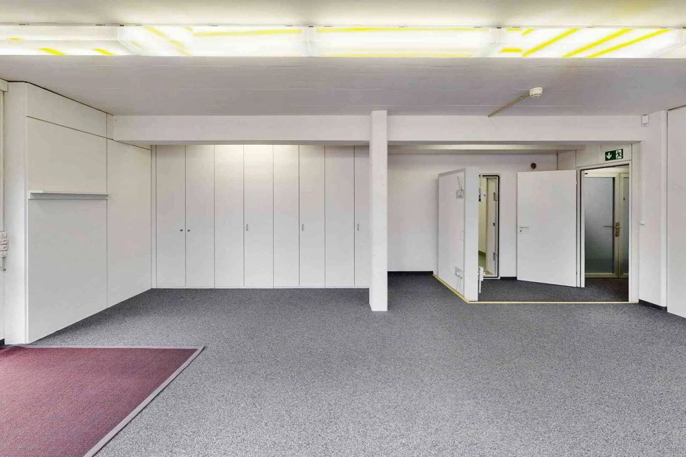 3 rooms Office & Commercial for rent in Möhlin - image 1/9