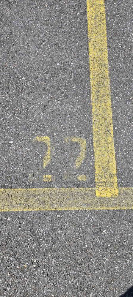 null Zimmer Parkplatz, Garage zu vermieten in Collombey - Bild 1/3