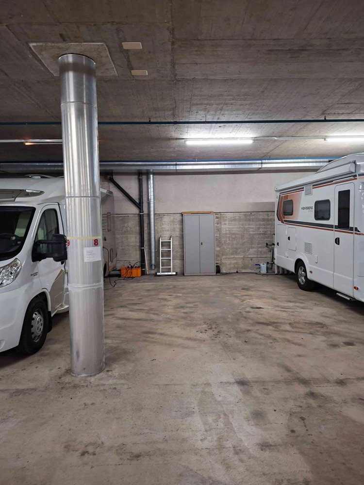 null rooms Car park, garage for rent in Wil SG - image 1/2