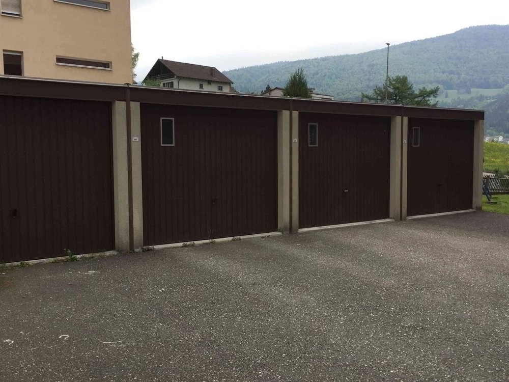 null rooms Car park, garage for rent in Moutier - image 1/1