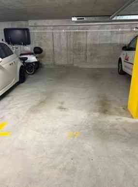 Parcheggio, garage di null locali in affitto a Dietikon - immagine 1/1