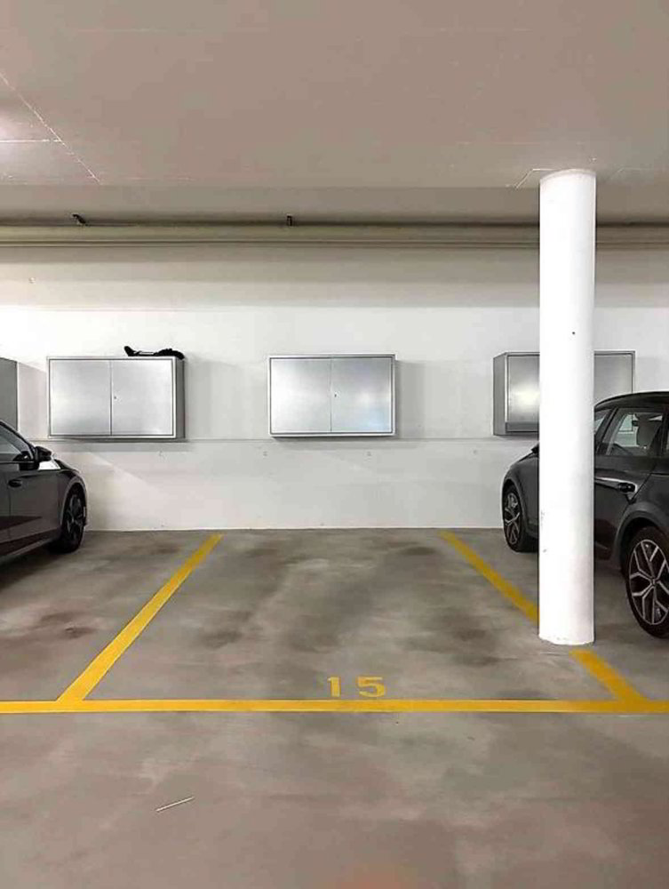 null rooms Car park, garage for rent in Birmenstorf AG - image 1/1