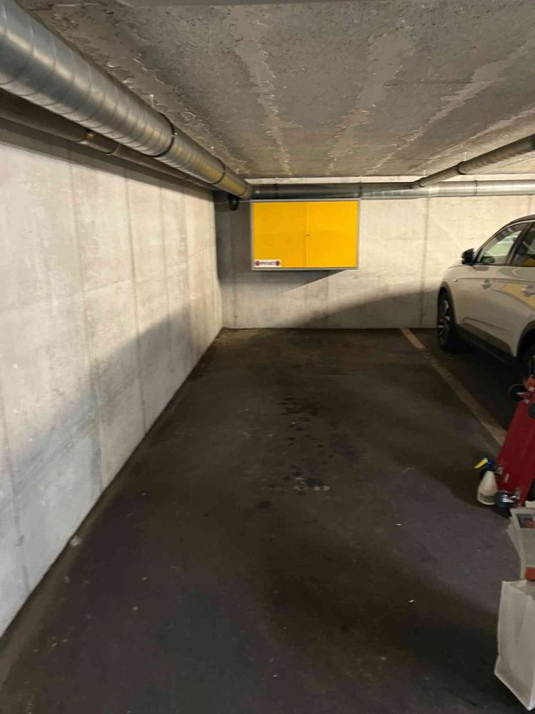 null Zimmer Parkplatz, Garage zu vermieten in Schiers - Bild 1/2