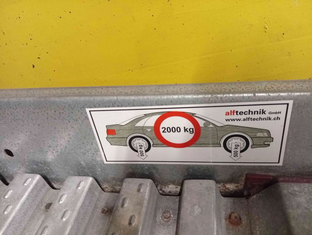 Autoeinstellplatz in zentraler Lage von Davos Dorf - Ansicht 2