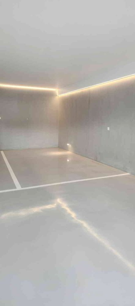 null Zimmer Parkplatz, Garage zu vermieten in Schwarzenburg - Bild 1/2