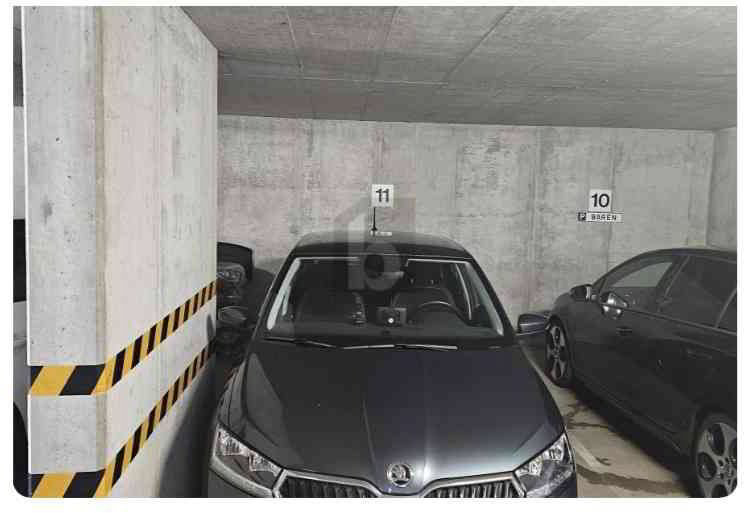 Parking, garage null pièces à louer à Langenbruck - image 1/2