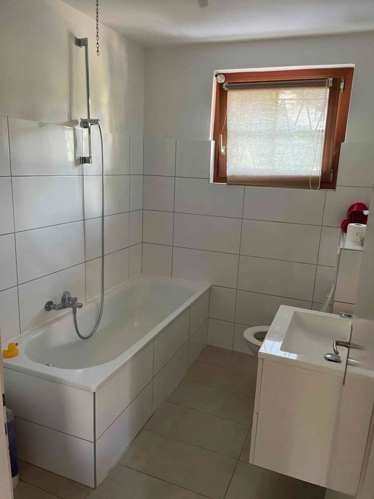 2 Zimmer Wohnung zu vermieten in St-Légier-La Chiésaz - Bild 1/9
