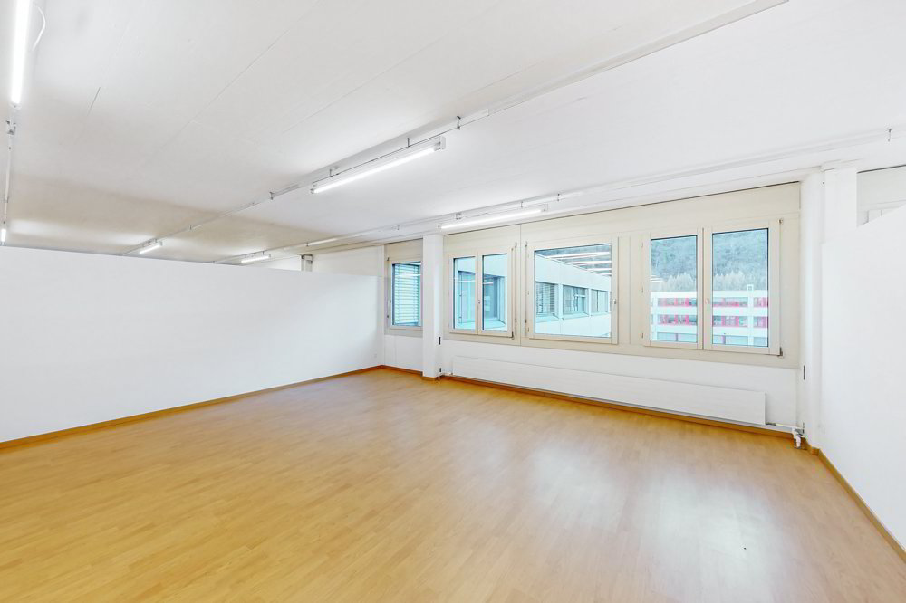 null rooms Office & Commercial for rent in Magadino - image 1/11
