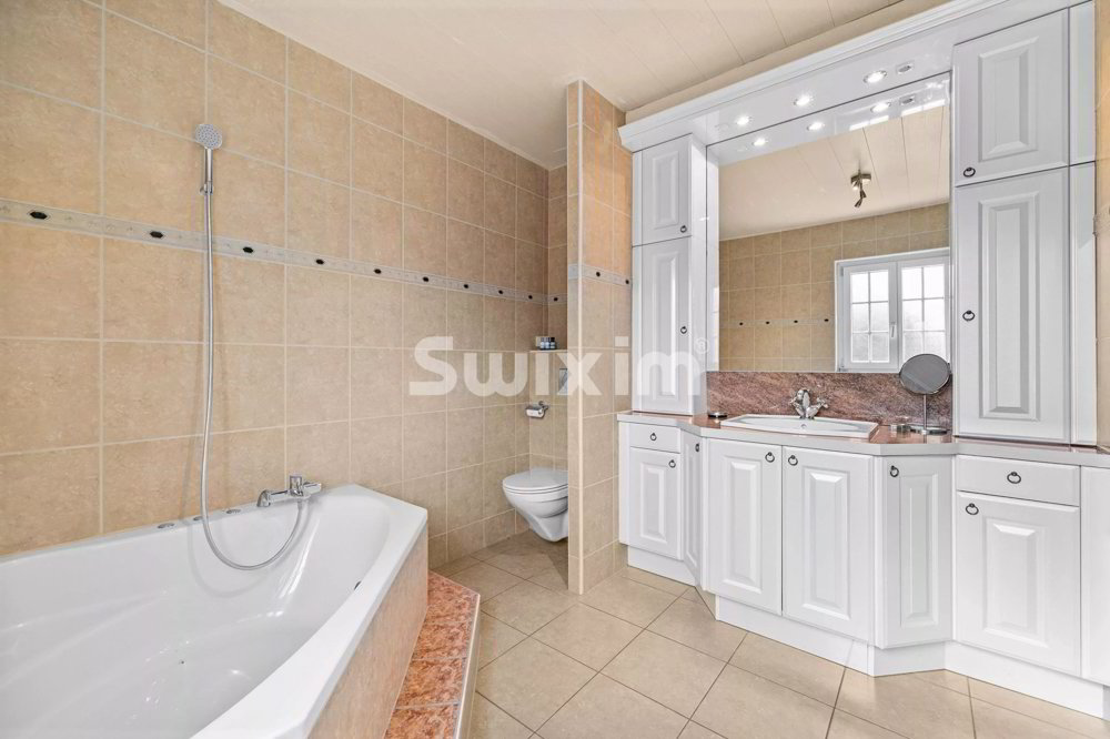 6 Zimmer Haus zum verkaufen in Vevey - Bild 1/8