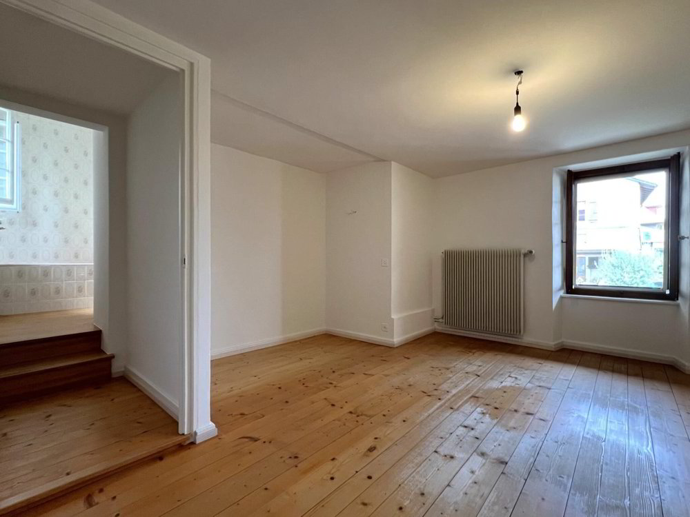 6.5 rooms House for rent in Givrins - image 1/14