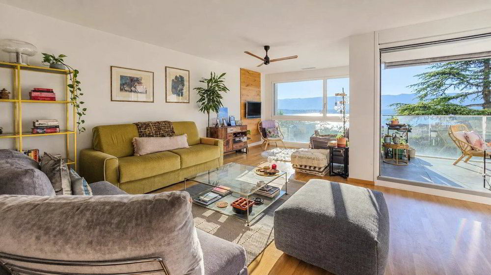 4 rooms Apartment to buy in Vésenaz - image 1/1