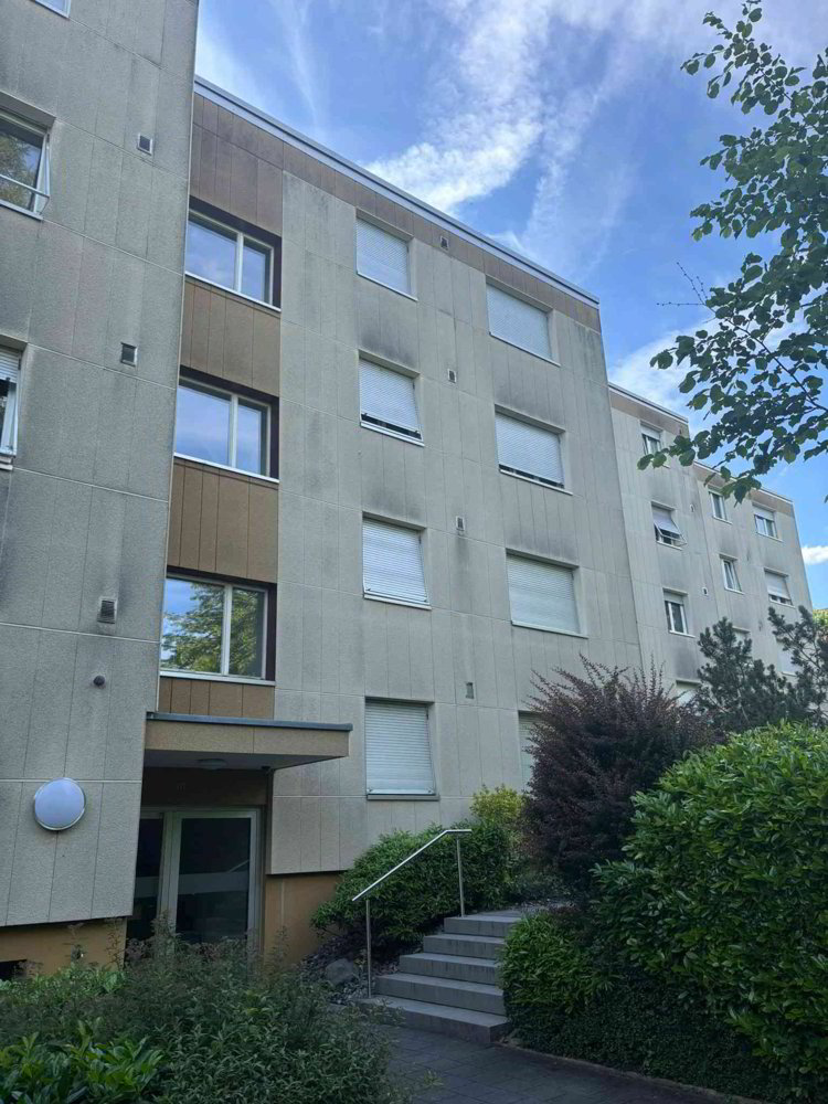 4.5 rooms Apartment to buy in Bellach - image 1/8