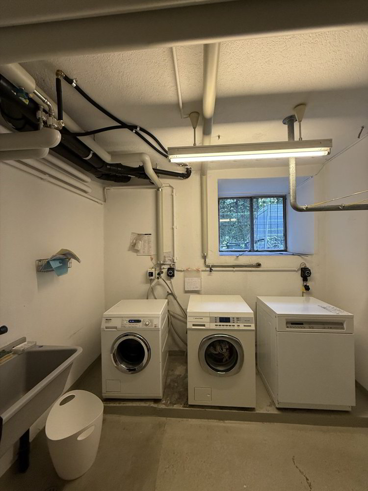 4 rooms Apartment for rent in Zürich - image 1/10