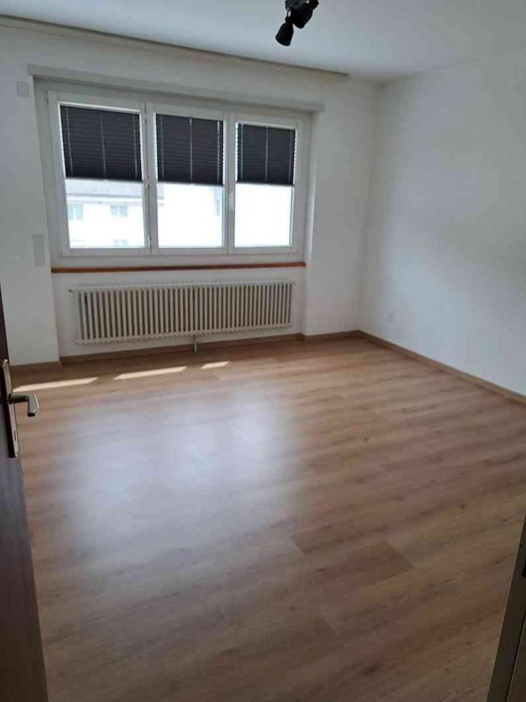 3.5 rooms Apartment for rent in Moutier - image 1/5