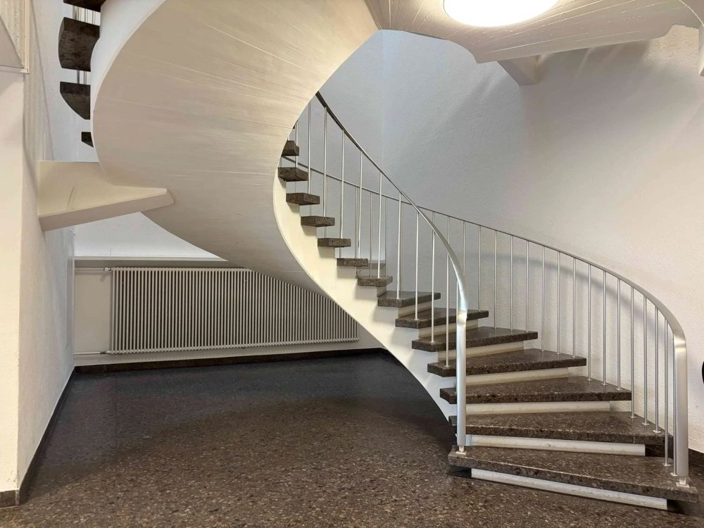 1 rooms Office & Commercial for rent in Zürich - image 1/4