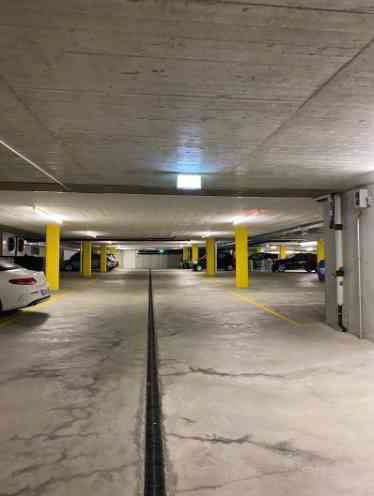 null rooms Car park, garage for rent in Dättwil AG - image 1/1