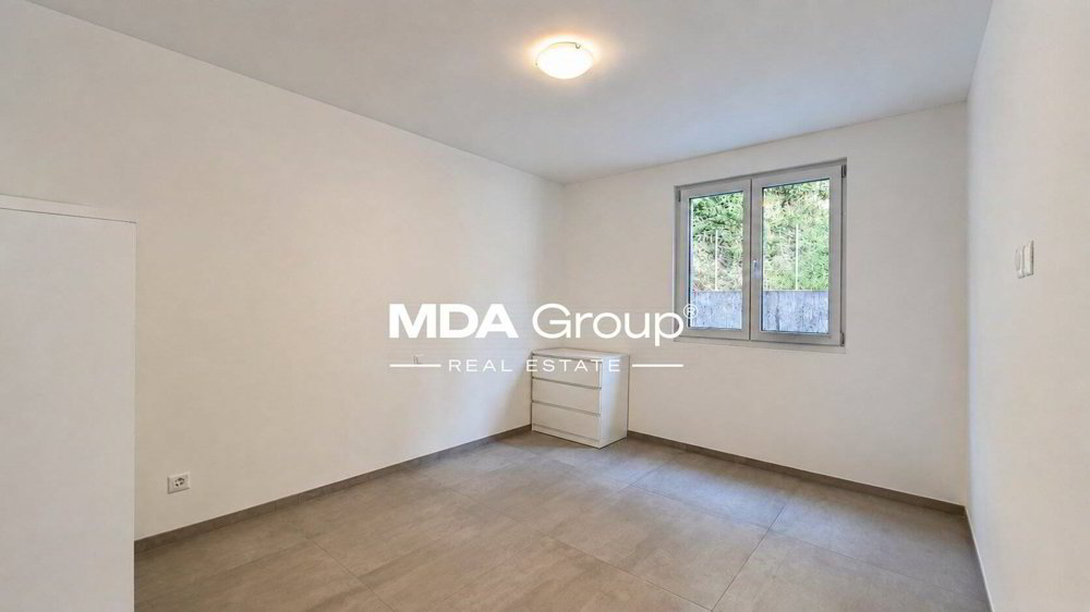 4 rooms Apartment to buy in Bidogno - image 1/13