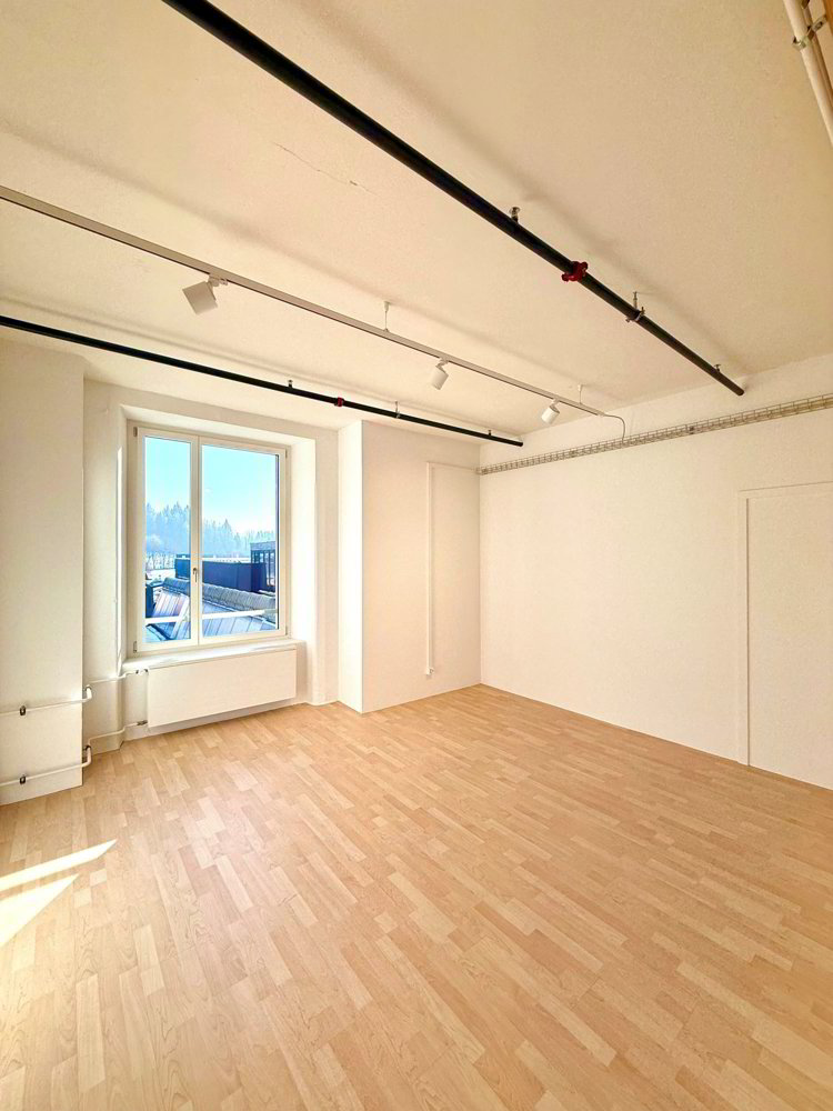 Ufficio & Commercio di null locali in affitto a Aathal-Seegräben - immagine 1/5