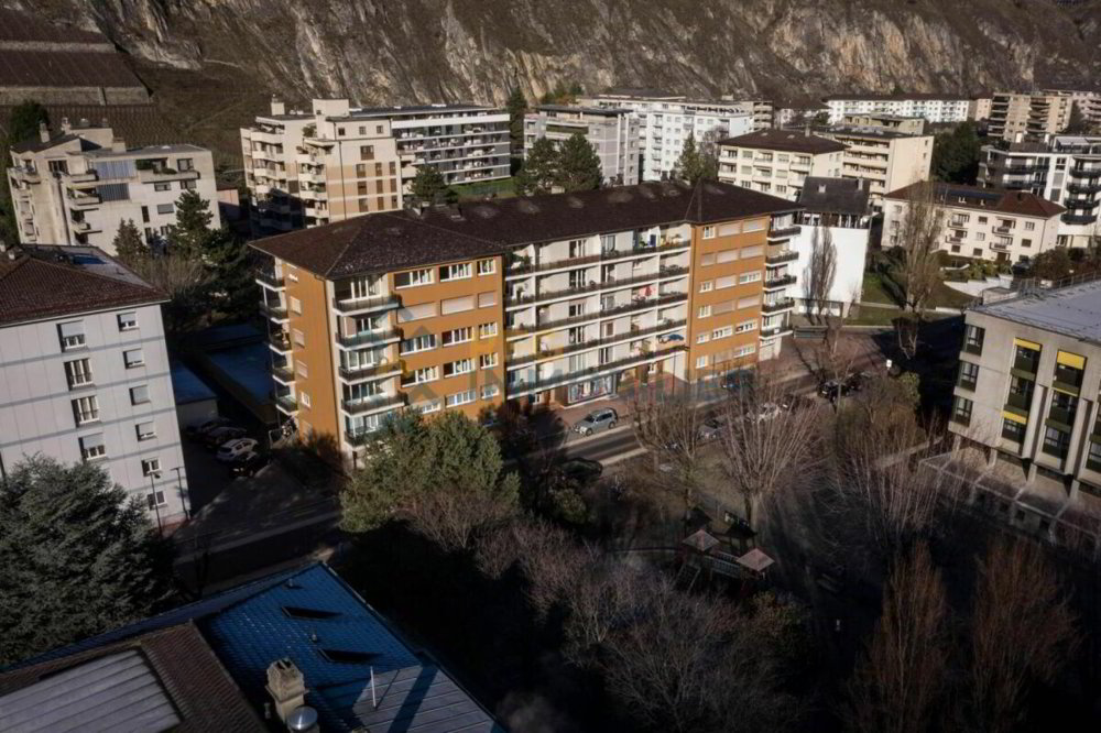 3 rooms Apartment for rent in Martigny - image 1/6