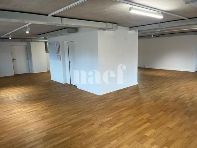 null rooms Office & Commercial for rent in Delémont - image 1/5