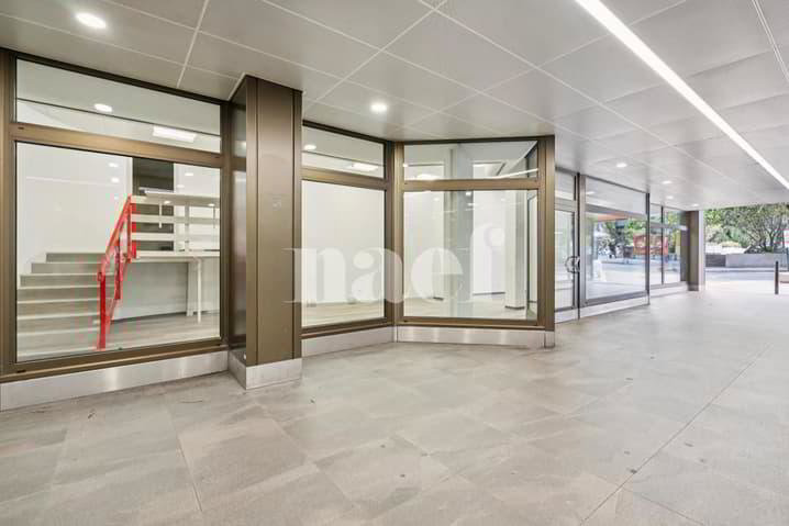 Bureau & Commerce null pièces à louer à Vevey - image 1/9