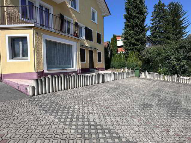 null rooms Car park, garage for rent in Lengnau BE - image 1/2