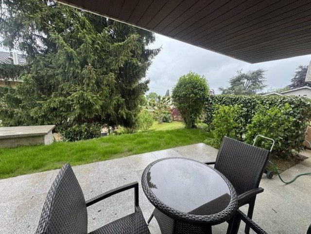 2 rooms Apartment for rent in St-Sulpice VD - image 1/11