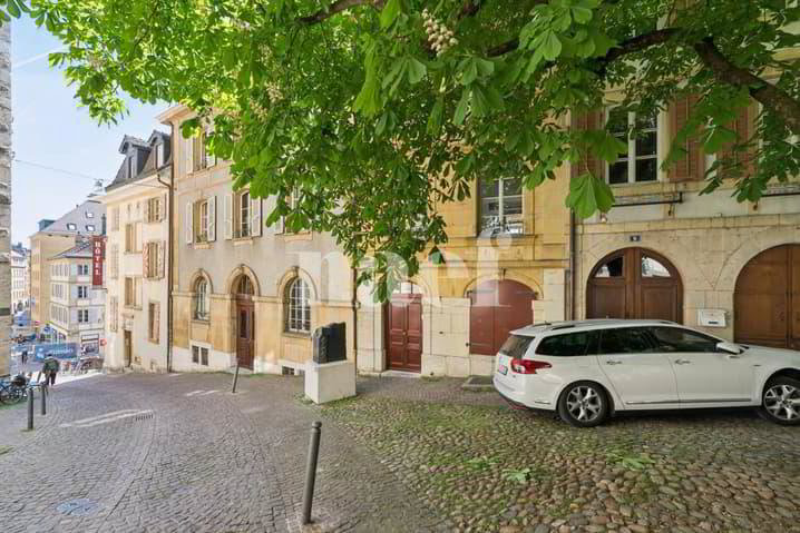 Bureau & Commerce 10 pièces à louer à Neuchâtel - image 1/12