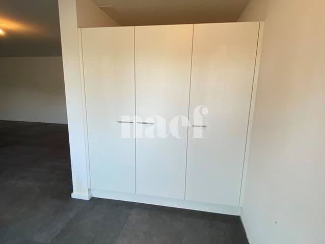 1 Zimmer Büro zu vermieten in Dompierre FR - Bild 1/4