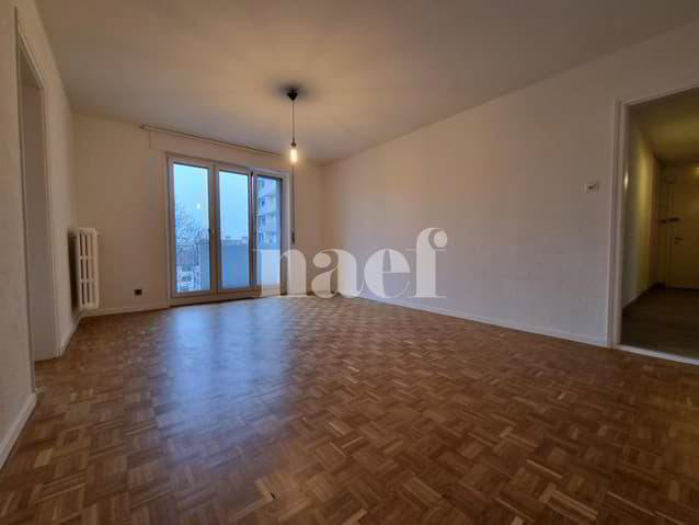 4 rooms Apartment for rent in La Chaux-de-Fonds - image 1/11