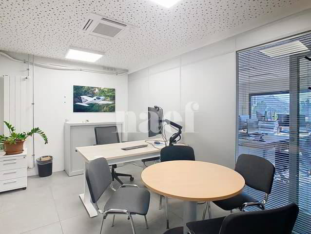 Bureau & Commerce 1 pièces à louer à Sion - image 1/5