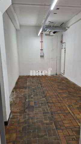 null rooms Office & Commercial for rent in Le Locle - image 1/2