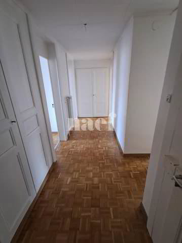 3.5 rooms Apartment for rent in La Chaux-de-Fonds - image 1/7