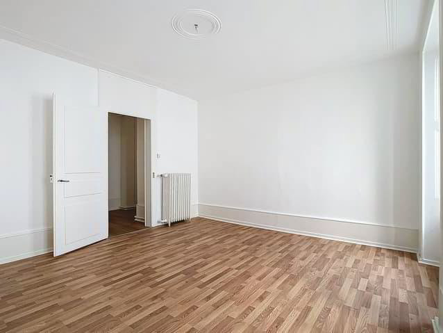 4.5 rooms Apartment for rent in La Chaux-de-Fonds - image 1/12