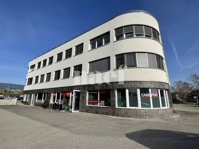 Centre Les Tuillières - Lumineuse surface d'env. 122 m² modulables au... - Mehr