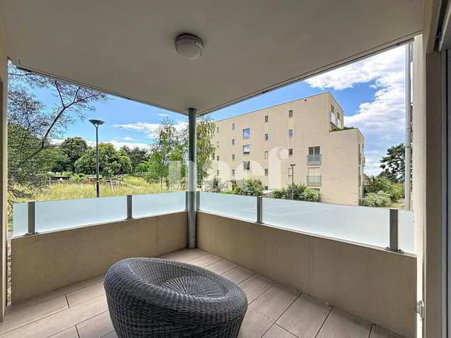 5.5 rooms Apartment for rent in Renens VD - image 1/13