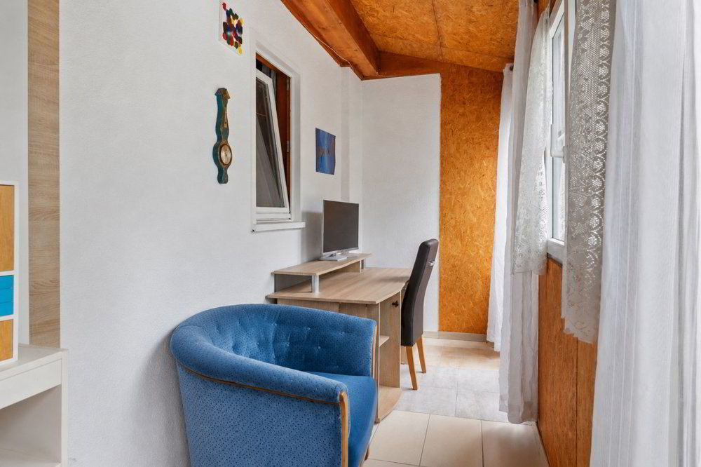 3 rooms Apartment to buy in St-Maurice - image 1/13